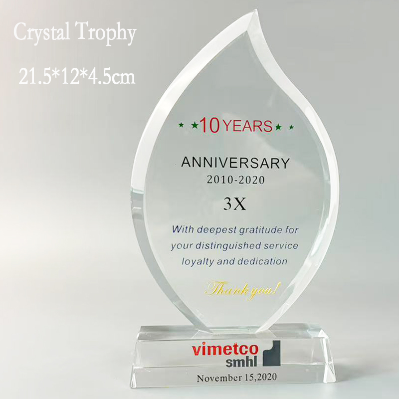 Leaf Jade Glass Trophy 